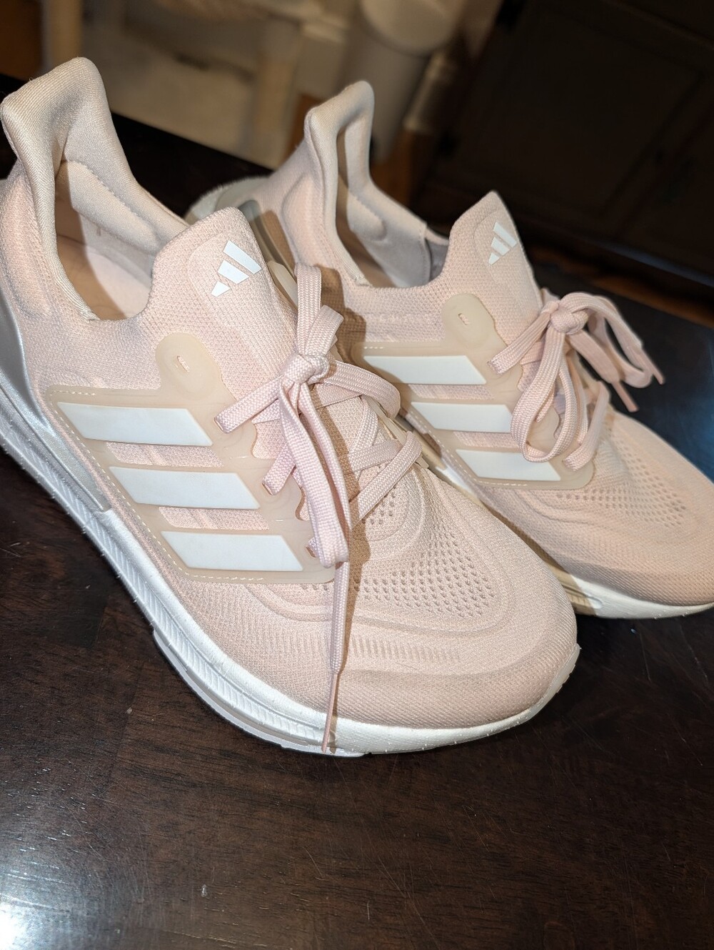 adidas Women's Athletic Shoes Light Pink 8.5 Active Gym Run Walk